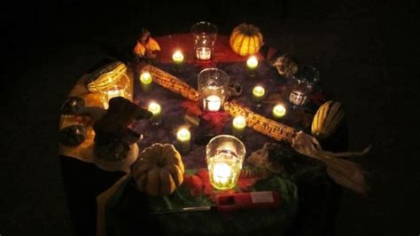 Using Candles and Incense in Wiccan Halloween Practices